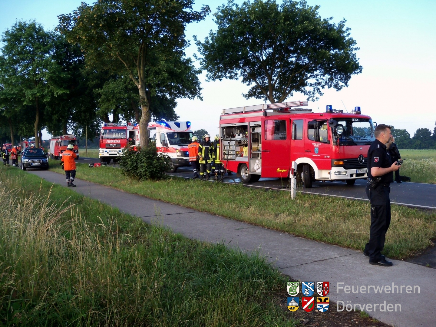 20150629_VUWesten01_feuerwehr