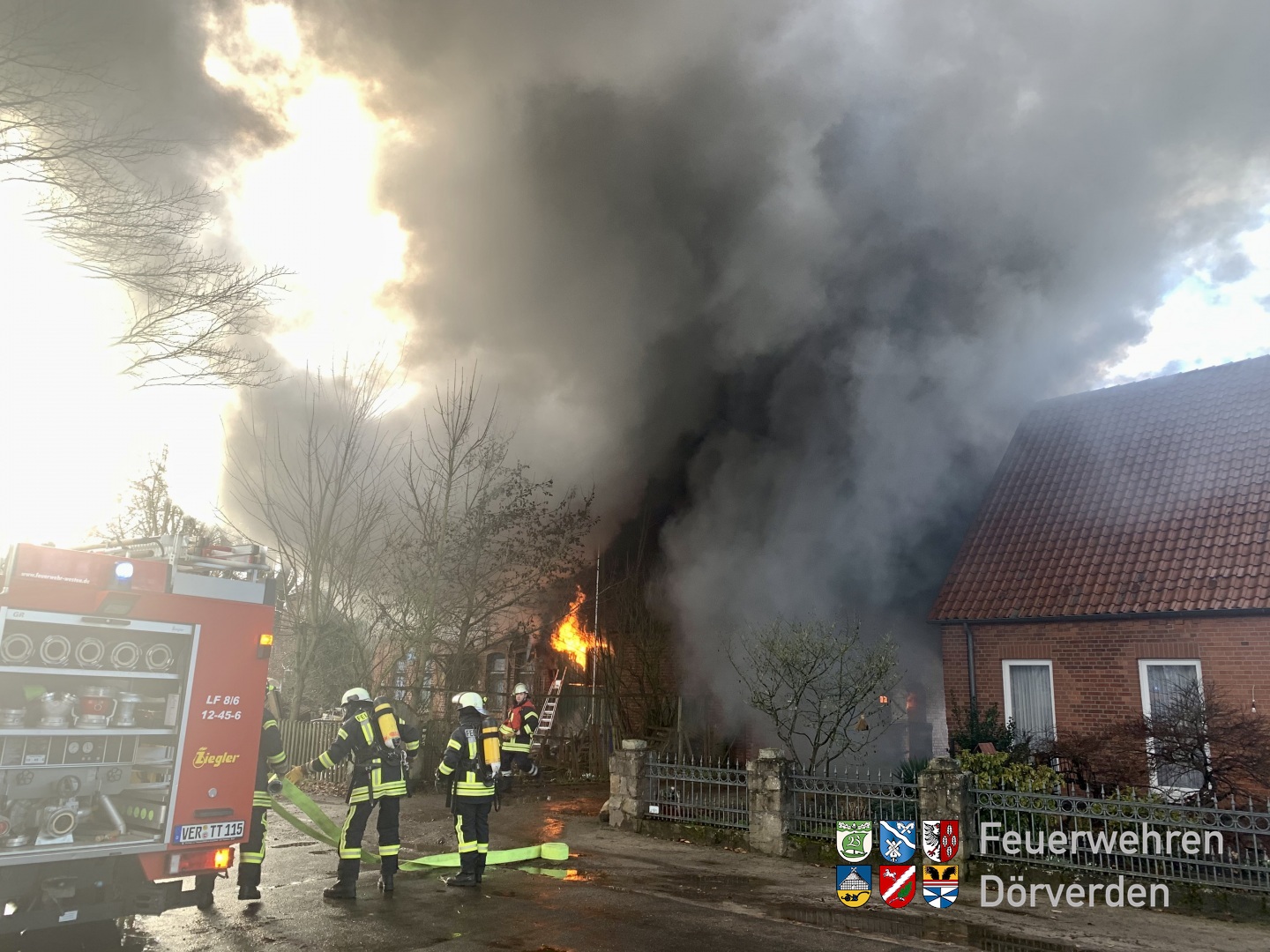 Lage unmittelbar nach Eintreffen der ersten Einsatzkräfte.