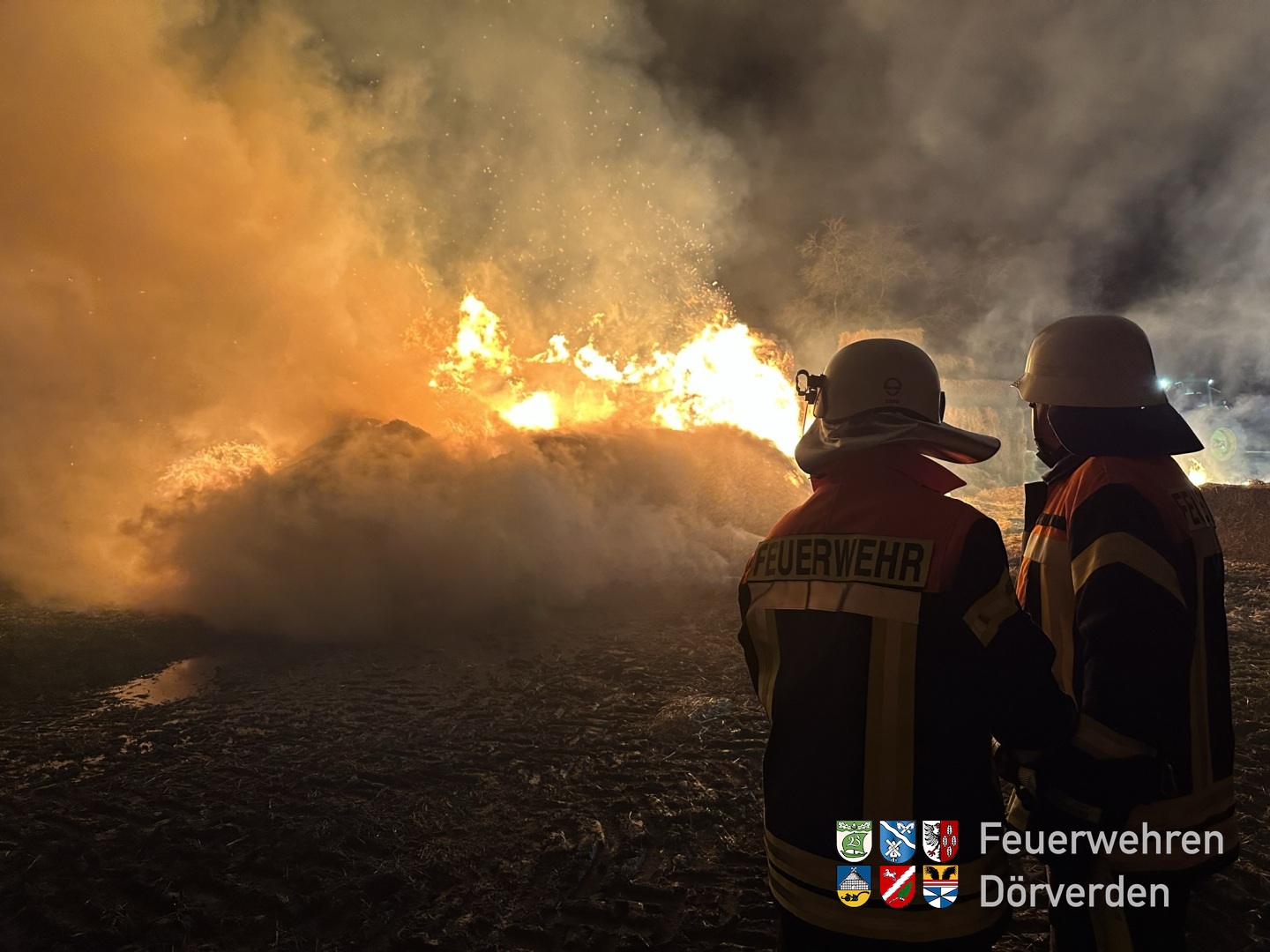 20230110_Strohballenbrand_03_Bomhoff