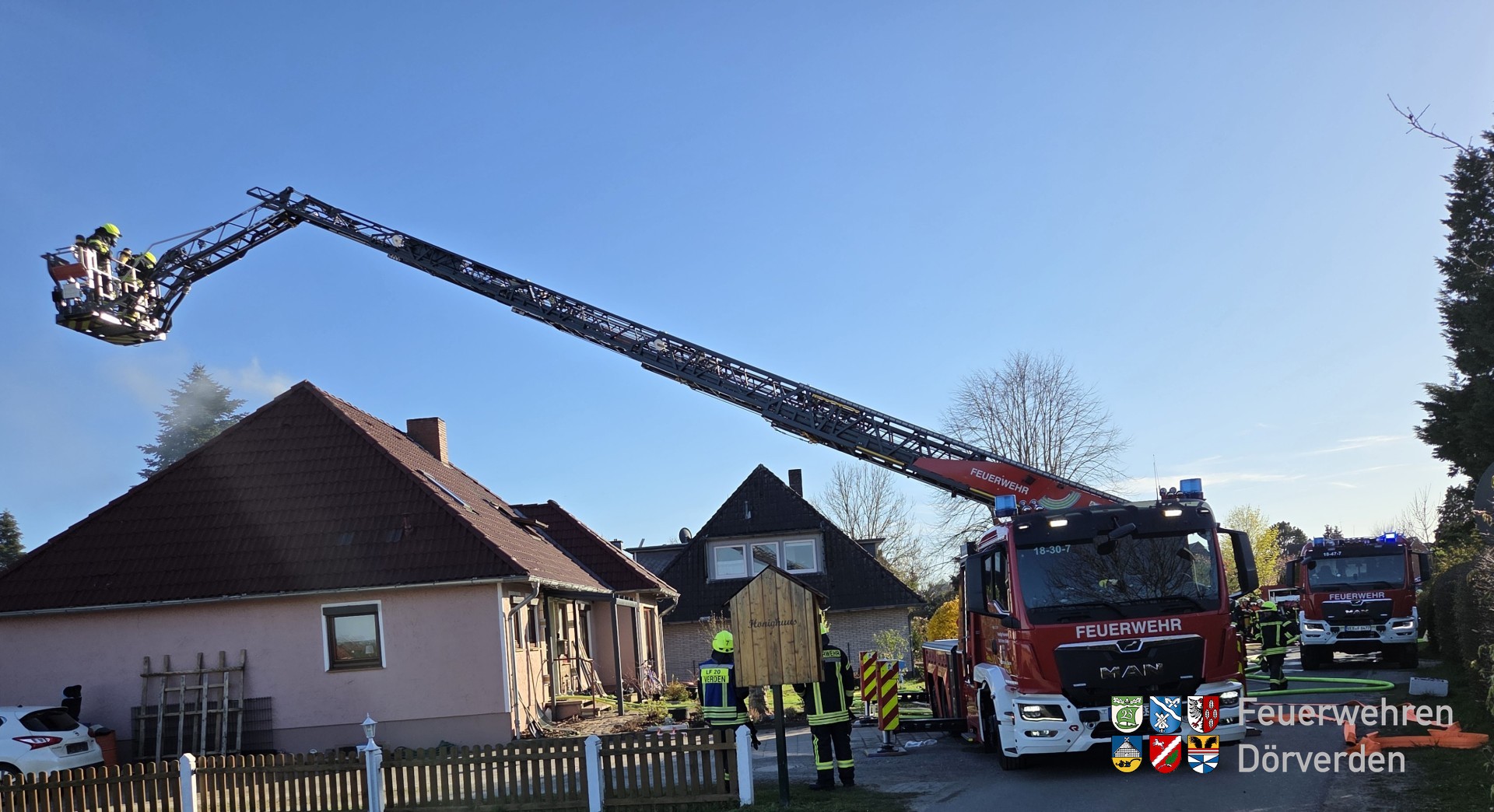 20260407_WohnhausbrandStedebergen02