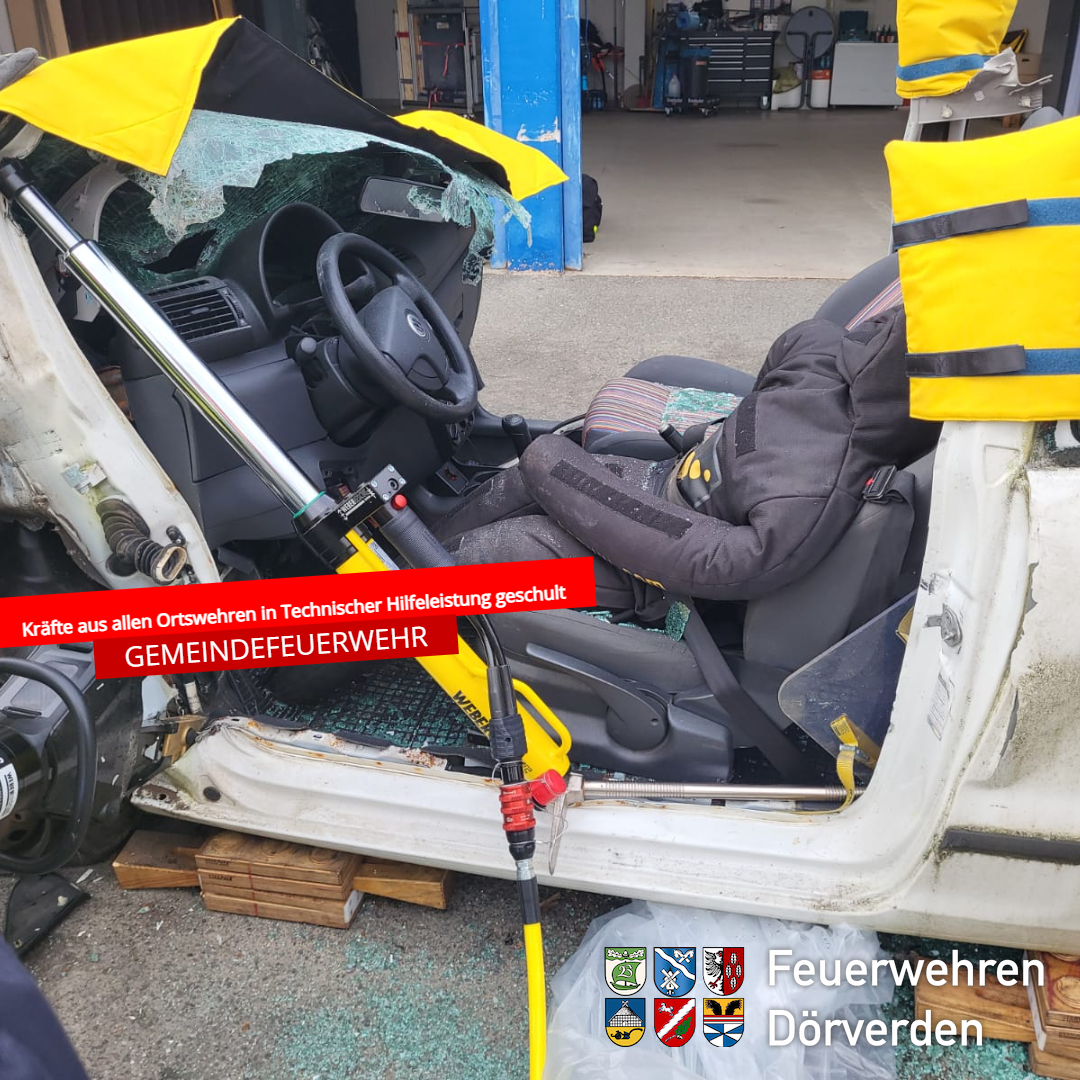 feuerwehr-kraefte-aus-allen-ortswehren-in-technischer-hilfeleistung-geschult-2026-04-18-3